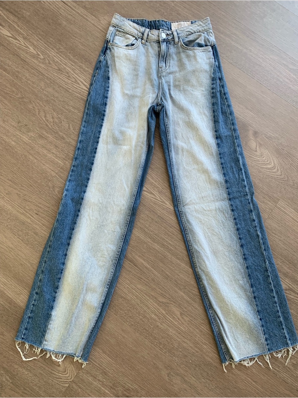 NWOT Noisy May Rinna Two-Tone Wide Leg Denim Jeans